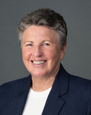 Dr Cathy Balding Speaker Image
